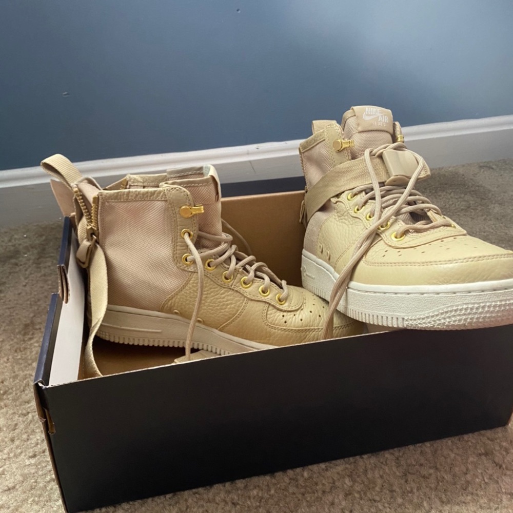 SF AF1